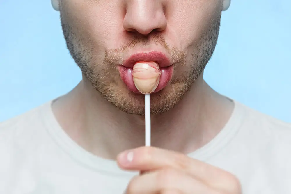 Foods to Avoid with Gingivitis for Healthy Gums | Coombe Dental Care